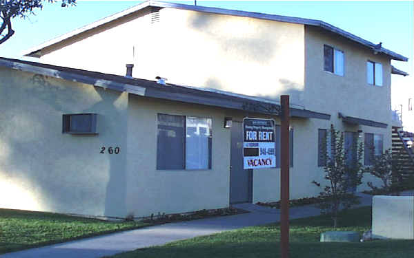 260 Lloyd St in El Cajon, CA - Building Photo - Building Photo