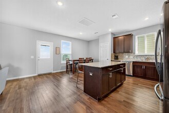 10831 Fall Mill Dr in Houston, TX - Building Photo - Building Photo