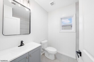 324 Second St in Elizabeth, NJ - Building Photo - Building Photo