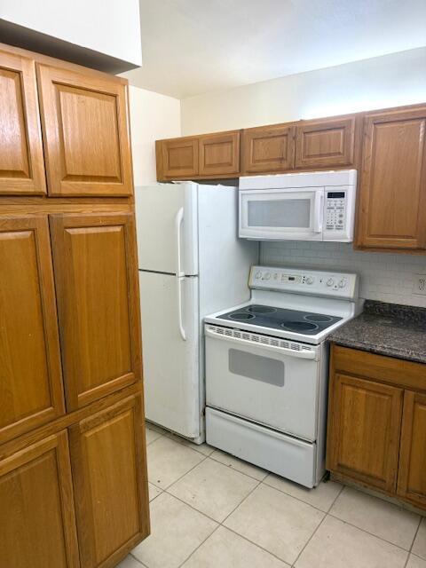 1011 Green Pine Blvd in West Palm Beach, FL - Building Photo - Building Photo