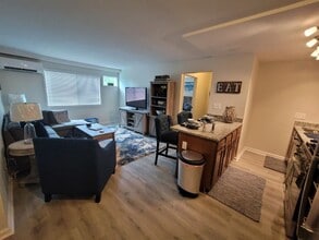 Chateau 932-938 in Cincinnati, OH - Foto de edificio - Interior Photo