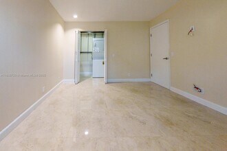 1462 Springside Dr in Weston, FL - Building Photo - Building Photo