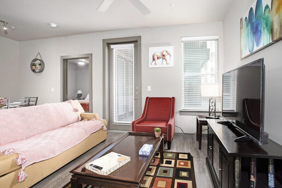 1905 Canterbury St, Unit SI ID1359159P in Houston, TX - Foto de edificio