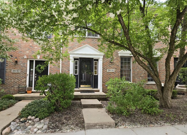property at 39W365 Baker Dr