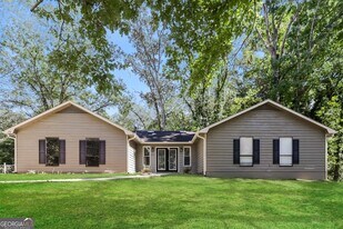 115 Poplar Wy in Fayetteville, GA - Building Photo