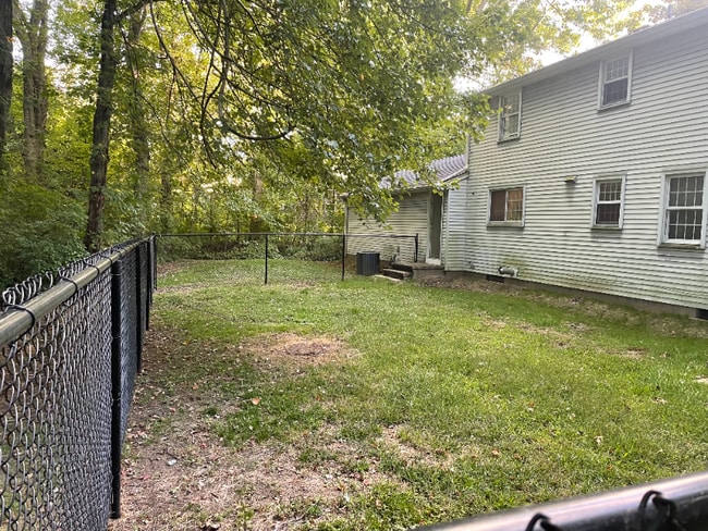 28 Salem Rd in Madison, CT - Building Photo - Building Photo