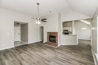 7568 Baysweet Dr in Memphis, TN - Building Photo - Building Photo