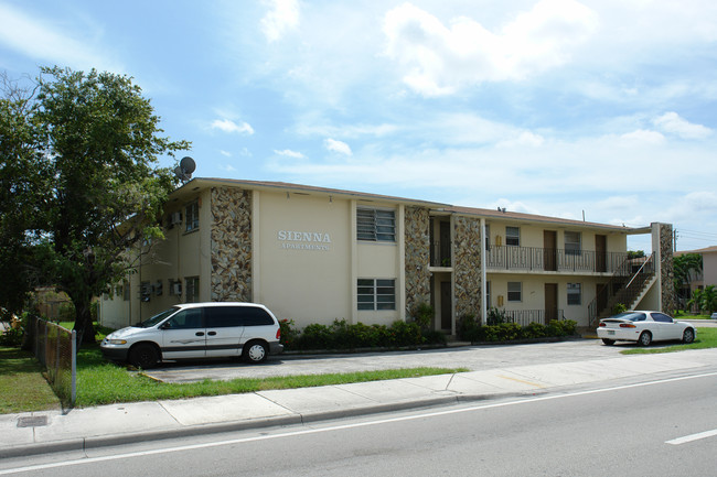 5990 W Flagler St in Miami, FL - Building Photo - Building Photo