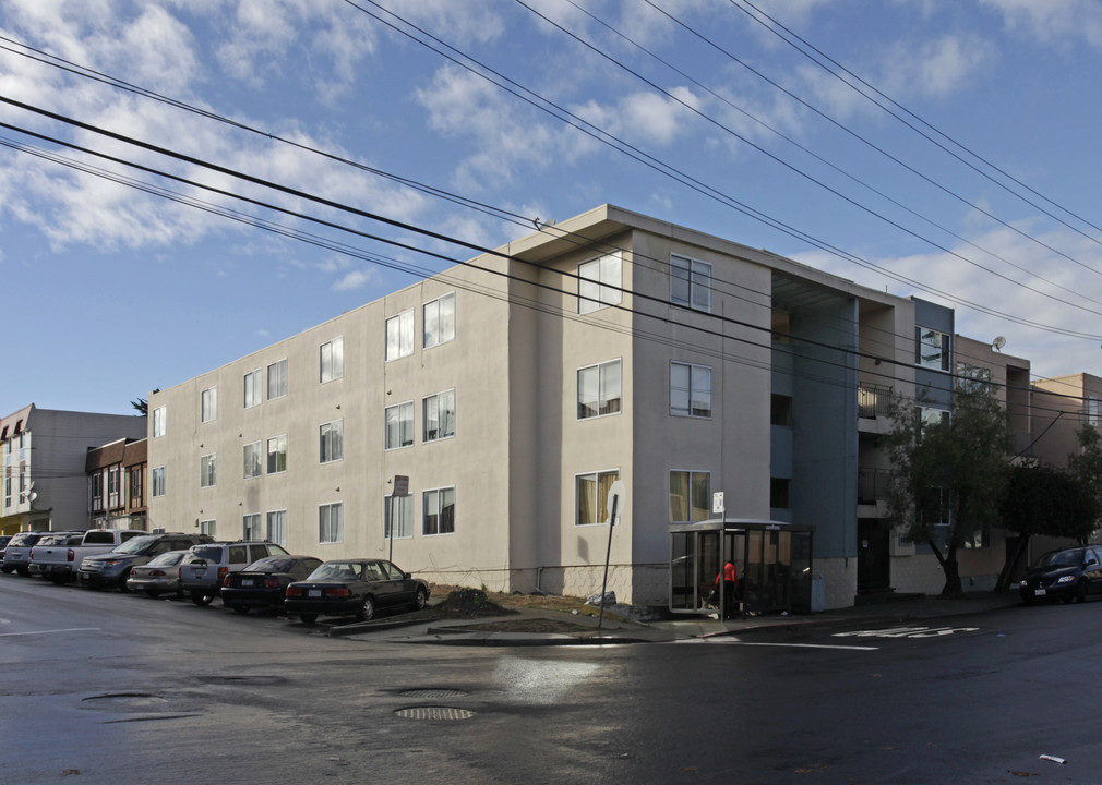 1260 Edgeworth Ave in Daly City, CA - Building Photo