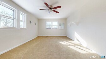 150 Adams St in Stratford, CT - Building Photo