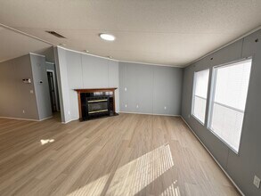 15527 Lake Little Rd in Clermont, FL - Building Photo - Building Photo