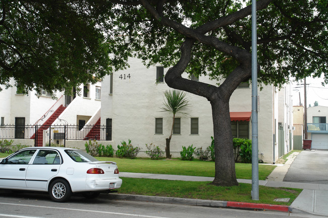 414 Riverdale Dr in Glendale, CA - Foto de edificio - Building Photo