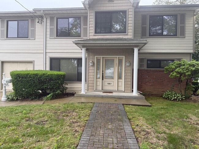 1357 Kew Ave