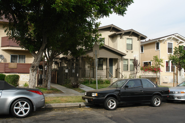 415 E Elk Ave in Glendale, CA - Building Photo - Building Photo