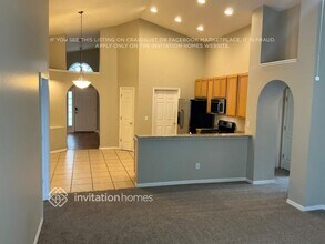 9718 Bay Colony Dr in Riverview, FL - Building Photo - Building Photo