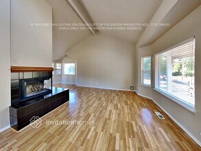 8703 Dolly Madison St SW in Lakewood, WA - Foto de edificio - Building Photo