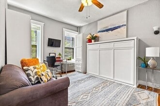 1959 Commonwealth Ave, Unit 7 in Boston, MA - Building Photo - Building Photo