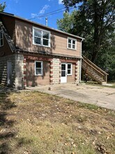 16012 E T C Lea Rd in Independence, MO - Building Photo - Building Photo