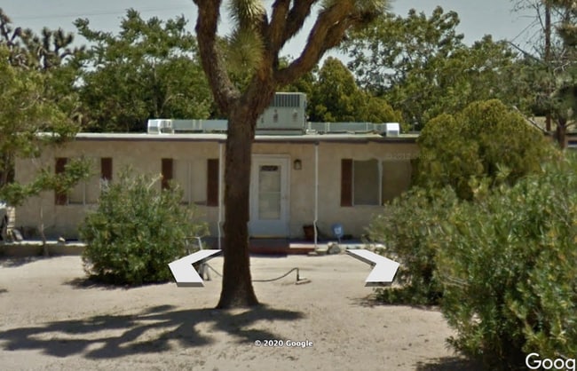 7475 Cherokee Trail, Unit 7475&1/2CherokeeTrail in Yucca Valley, CA - Building Photo - Building Photo