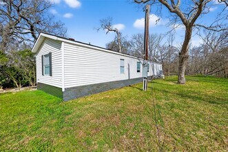 9205 Tigner Rd in Rosharon, TX - Building Photo - Building Photo