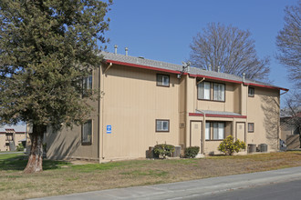 Central Valley I in Los Banos, CA - Building Photo - Building Photo