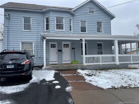 14 Hillside Ave in Meriden, CT - Building Photo