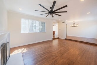15871 Belfast Ln in Huntington Beach, CA - Building Photo - Building Photo