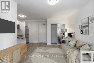 608 Church St in Toronto, ON - Building Photo - Building Photo