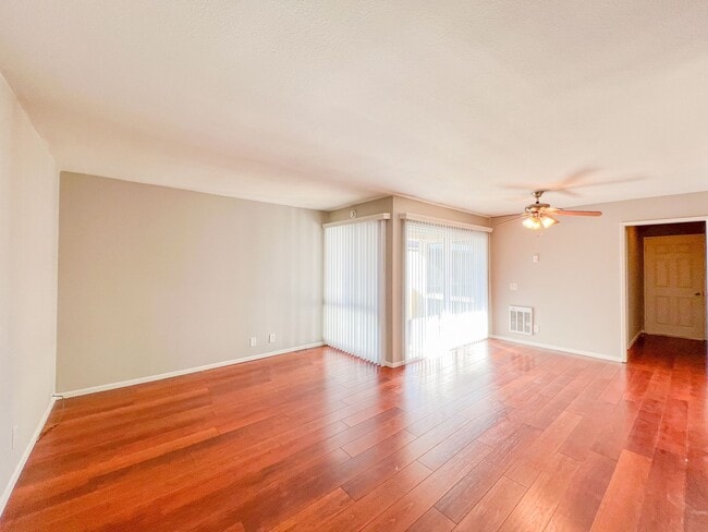 4229 Dana Rd, Unit 4229 in Newport Beach, CA - Building Photo - Building Photo