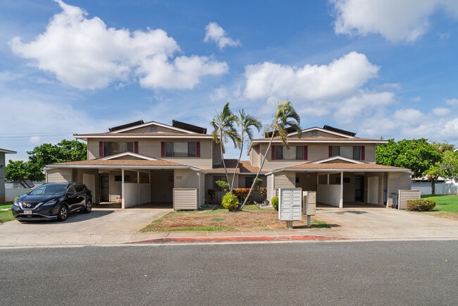 Caitlin Park in Honolulu, HI - Building Photo - Building Photo