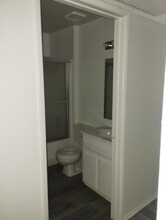 38290 5th St E in Palmdale, CA - Building Photo - Building Photo