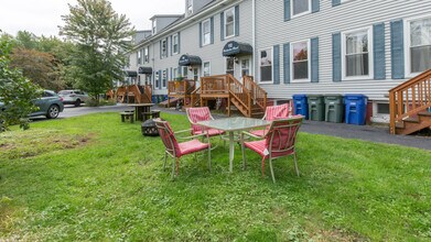 112 Rochester St in Westbrook, ME - Building Photo - Building Photo