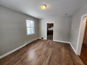 379 Mansfield St in Saint John, NB - Building Photo - Building Photo