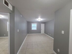 4649 Royal Ridge Dr in Memphis, TN - Building Photo - Building Photo