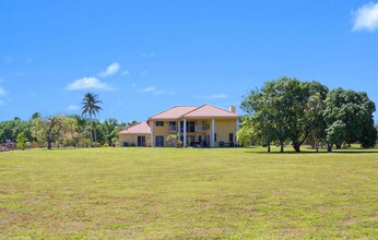 14983 Drafthorse Ln in Wellington, FL - Building Photo - Building Photo