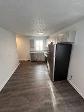 436 S Washington St in Ypsilanti, MI - Building Photo - Building Photo