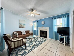 3821 59th Ave W in Bradenton, FL - Building Photo - Building Photo