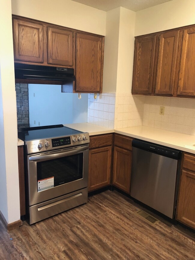 8713 W Thurman St, Unit 4 in Wichita, KS - Building Photo - Building Photo