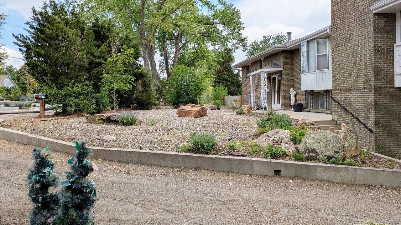 8820 W 32nd Ave in Wheat Ridge, CO - Building Photo