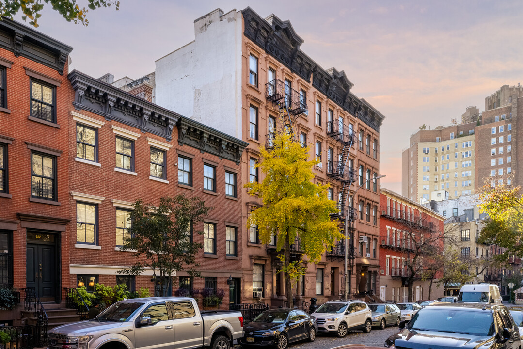 268 W 12th St in New York, NY - Foto de edificio