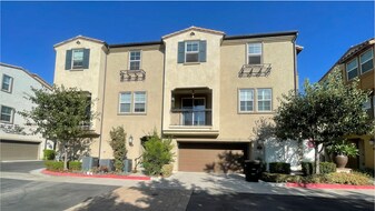 812 S Gladys Ave in San Gabriel, CA - Building Photo