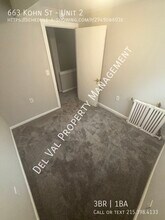 663 Kohn St-Unit -Unit 2 in Norristown, PA - Building Photo - Building Photo