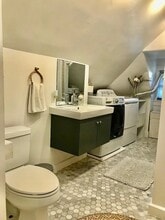 64 Cypress St, Unit #1 in Brookline, MA - Building Photo - Building Photo