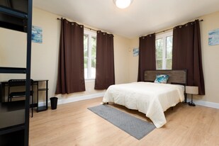 105 W 36th St in Jacksonville, FL - Building Photo