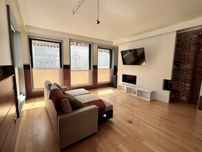 681 Washington St in Boston, MA - Building Photo - Building Photo