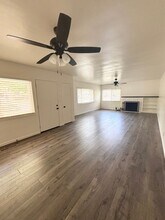 319 W Olive Ave in Lompoc, CA - Building Photo - Building Photo