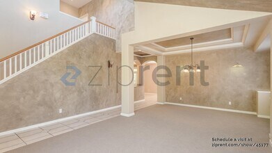 5420 Hazelwood Ct in Santa Rosa, CA - Building Photo - Building Photo