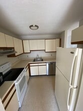 17 Indian Brook Cir in Rochester, NH - Building Photo - Building Photo