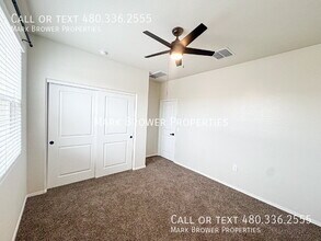 5223 E Diatomite Dr in San Tan Valley, AZ - Building Photo - Building Photo