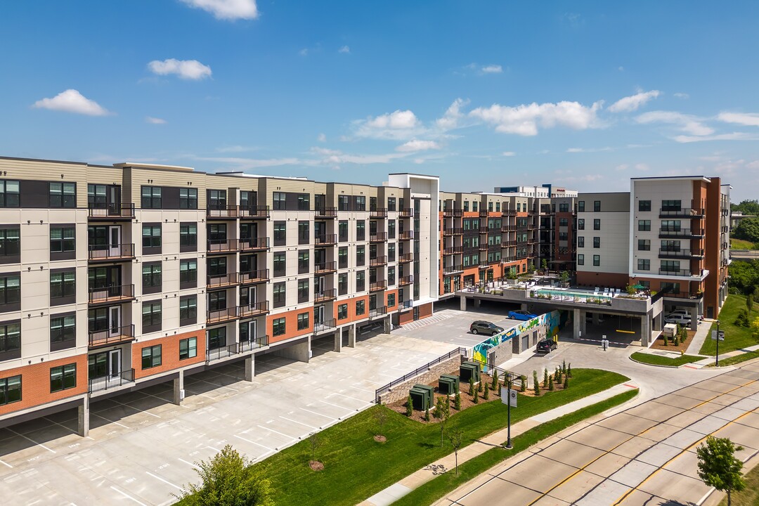 Chapter at the Streets of St Charles in St. Charles, MO - Building Photo